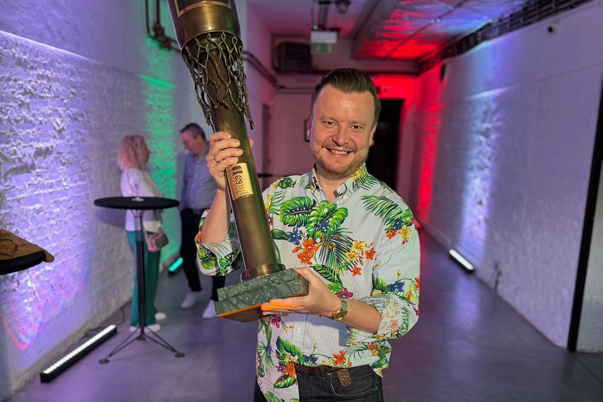 Mistrzowie biznesu [FELIETON]