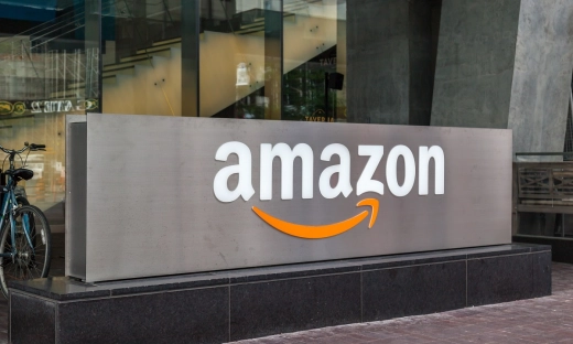 UOKiK stawia zarzuty kolejnemu gigantowi e-commerce. Po Allegro przyszedł czas na Amazon