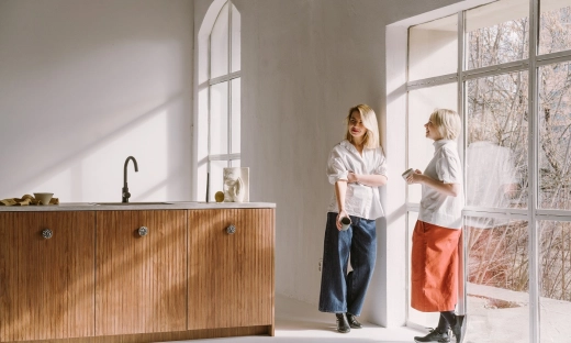 Frøpt modyfikuje meble z IKEA. "W Polsce IKEA kojarzy się z meblami, którymi nie należy się chwalić"