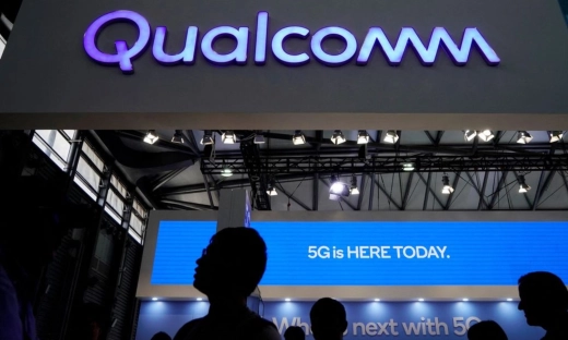 Qualcomm nie widzi szybkiego powrotu do wzrostu. Akcje spadają