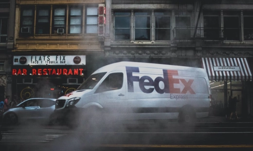 FedEx ostrzega przed globalną recesją. Obniża prognozy sprzedaży