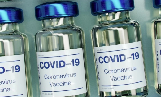 Problem na rynku pracy: wolą się zwolnić niż przyjąć szczepionkę przeciw Covid-19