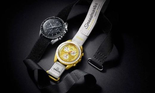 Budżetowy zegarek Omega MoonSwatch szaleje na eBayu