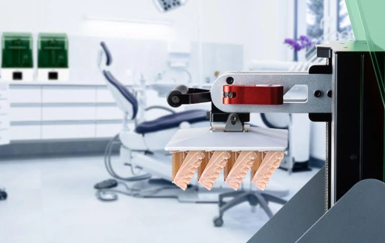Polska spółka inwestuje w przyszłość stomatologii. Druk 3D wkrótce w każdym gabinecie dentystycznym?