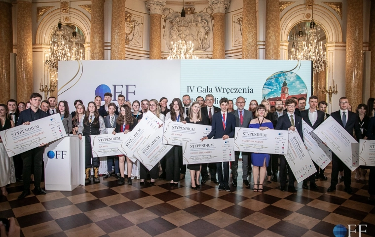 Our Future Foundation nagrodziła 25 najzdolniejszych młodych Polaków i Ukraińców