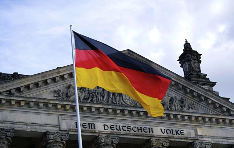 Niemcy oczekują, że ministrowie zamkną swoje strony na Facebooku. "Niezgodne z zasadami prywatności"