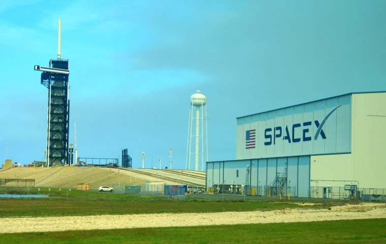 SpaceX zamyka gigantycznę rundę finansowania. Firma Elona Muska warta prawie 140 mld dolarów?