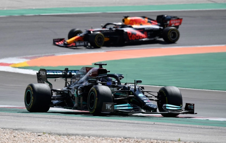 Formuła 1 w Polsce wyłącznie w streamingu. Niektóre wyścigi również za darmo
