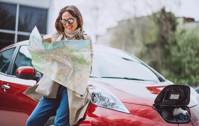 Wakacje z autem na prąd. Jak dziś w Polsce podróżuje się elektrykiem?