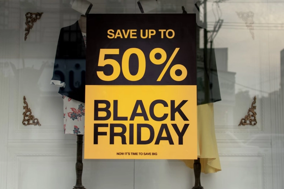 Black Friday nie zawiódł / Fot. Ashkan Forouzani,