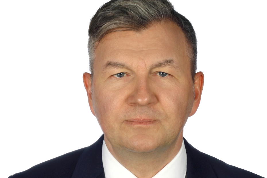 Dr Robert Dyjas