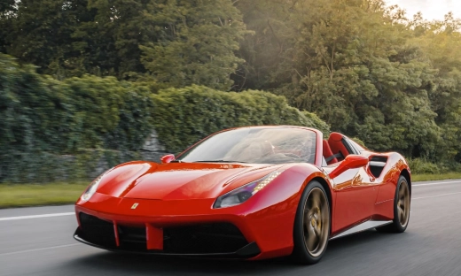 Ferrari: nasze samochody elektryczne zapewnią doskonałe osiągi