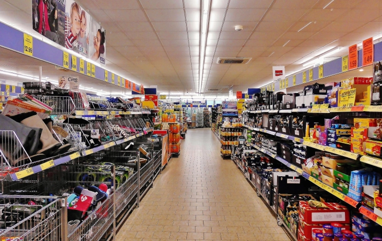 Rosną wpływy z podatku od supermarketów: to już 2,9 mld zł do budżetu