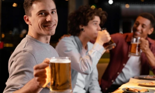 Piwo bezalkoholowe zyskuje popularność wśród młodych ludzi