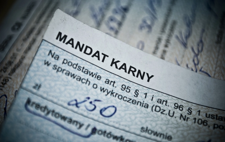 Długi Polaków wobec wymiaru sprawiedliwości wynoszą blisko 750 mln zł. Czemu nie płacimy grzywien?
