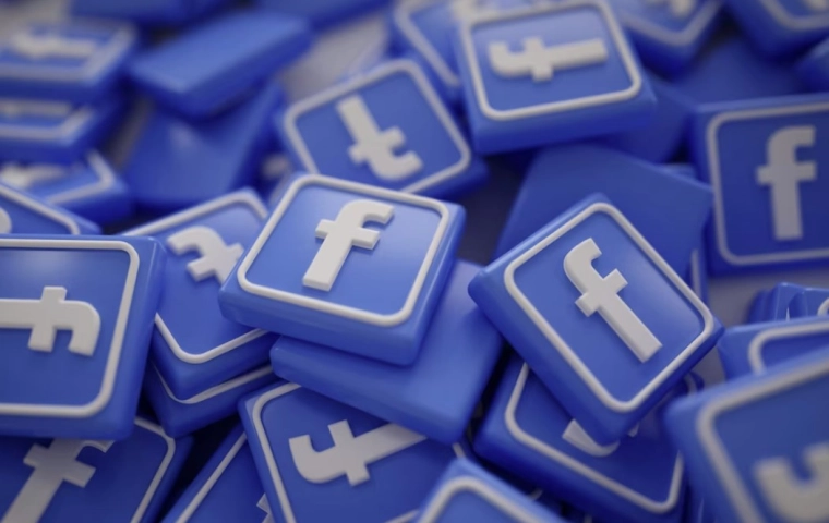 Facebook i Instagram testują sprzedaż niebieskich odznak za 12 dol. miesięcznie