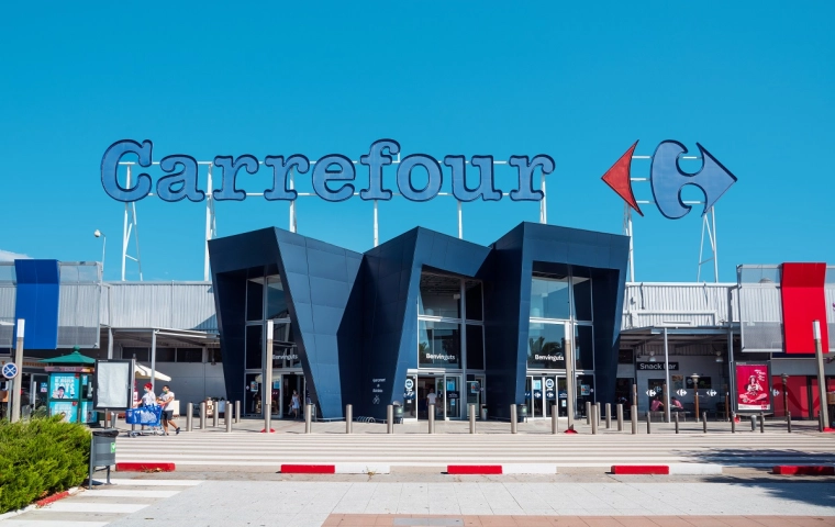 Carrefour wzmocni swoją pozycję na rynku dzięki przejęciu sieci Cora i Match