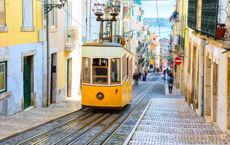 Portugalski patent na AirBnb: nakaz wynajmu pustych mieszkań i zakaz podwyżek czynszu