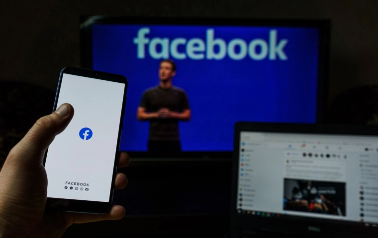 Płatny Instagram i Facebook może "wyczyścić" internet