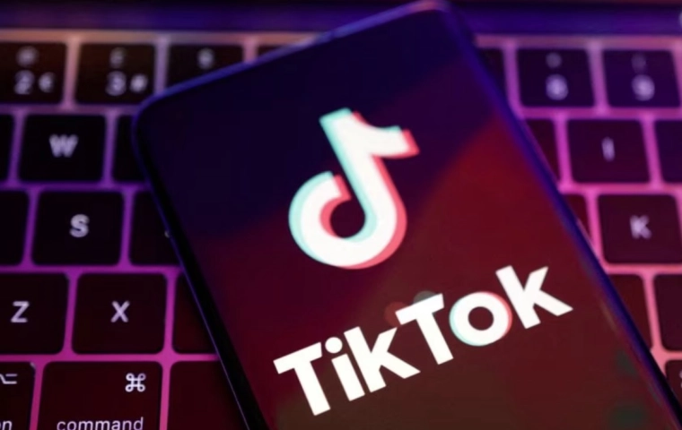 Urzędnicy UE ostrzegają TikTok przed dezinformacją związaną z Izraelem i Hamasem