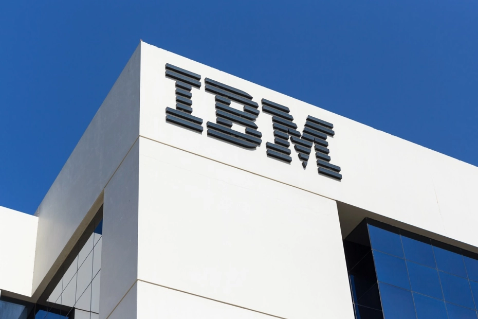 IBM zwalnia pracowników. Zastąpi ich AI.
