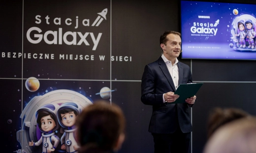 Ze smartfonem w kosmosie – lekcja pokazowa w ramach programu „Stacja Galaxy. Bezpieczne miejsce w sieci”