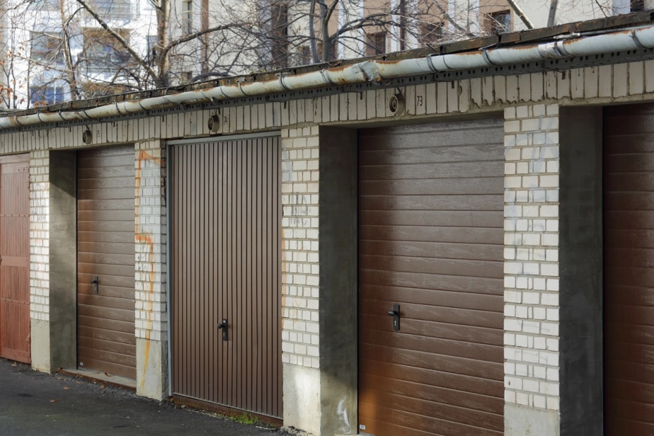 Patologia na rynku nieruchomości: ceny garaży sięgają kilkuset tysięcy złotych.