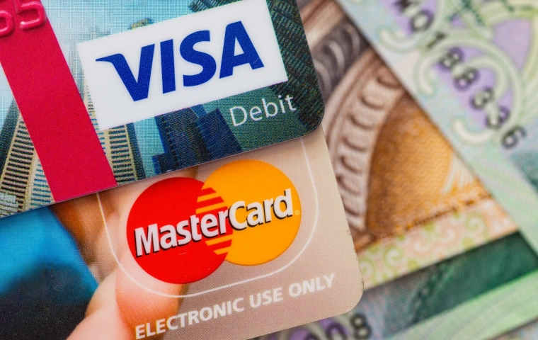 Visa i Mastercard zgadzają się na ugody o wartości 30 mld dolarów