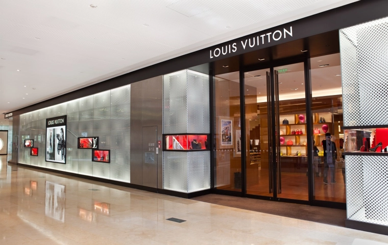 Chińczycy rezygnują z towarów luksusowych: Koniec złotej ery marek premium w Państwie Środka