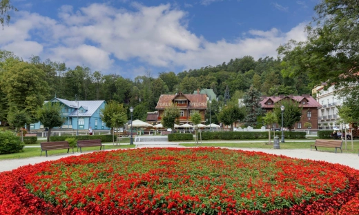 Polacy w sanatorium. Miesięcznie nawet kilkadziesiąt tysięcy wyjazdów