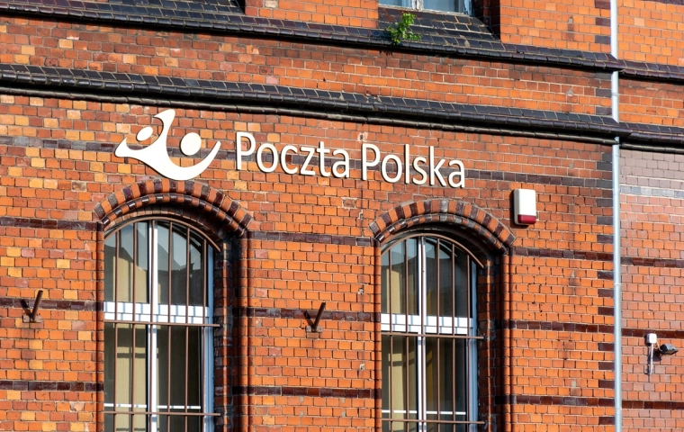 Plan dobrowolnych odejść z Poczty Polskiej: 9300 pracowników ma zrezygnować z pracy za roczną odprawę