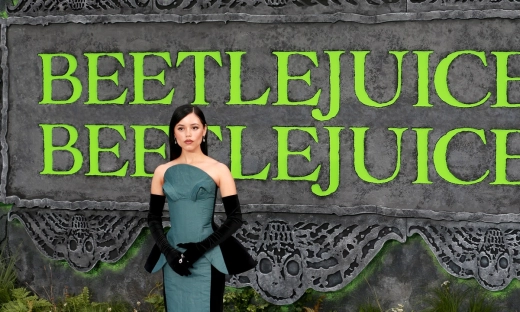 Ignorancja Tima Burtona, czy przewrażliwienie Polaków? Maria Skłodowska-Curie jako francuska ikona w "Beetlejuice Beetlejuice"