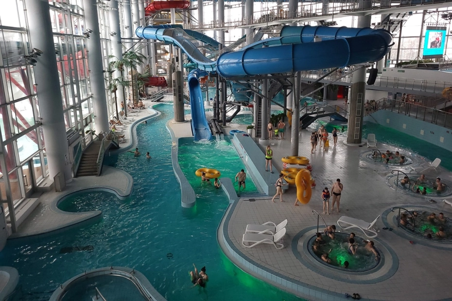 aquapark zjeżdżalnie