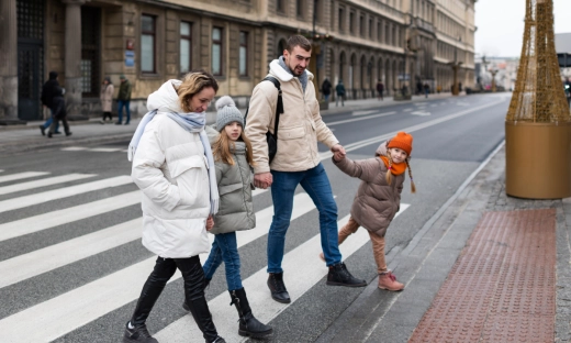 800+ się skurczyło. Ekonomista wylicza, ile jest teraz warte