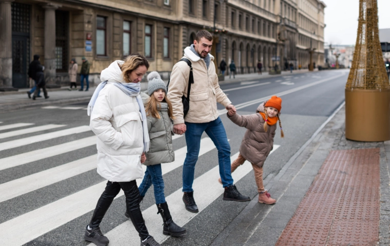 800+ się skurczyło. Ekonomista wylicza, ile jest teraz warte