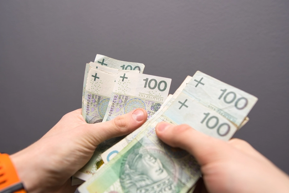 Nowy limit renty wdowiej po waloryzacji. Wdowy i wdowcy mogą dostać więcej