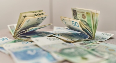 Czternasta emerytura w 2025 roku. Kiedy wypłata i ile dostaną seniorzy