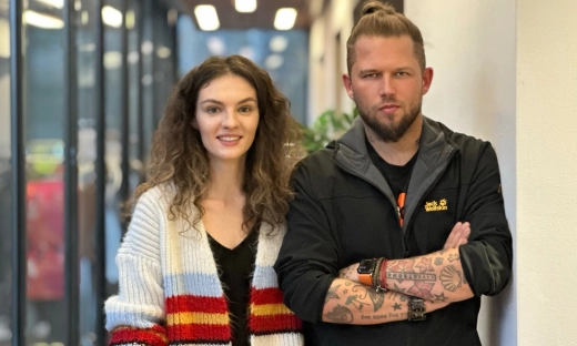 Kreatywny ping-pong z AI. Naoko zdradza jak osiągnąć sukces przy użyciu nowych technologii