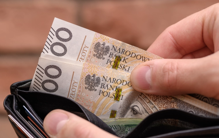 ZUS niedługo wypłaci 14. emerytury. Nie wszyscy seniorzy ją dostaną