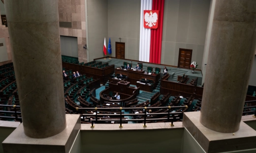 1200 złotych więcej dla seniorów. Projekt Konfederacji już w Sejmie