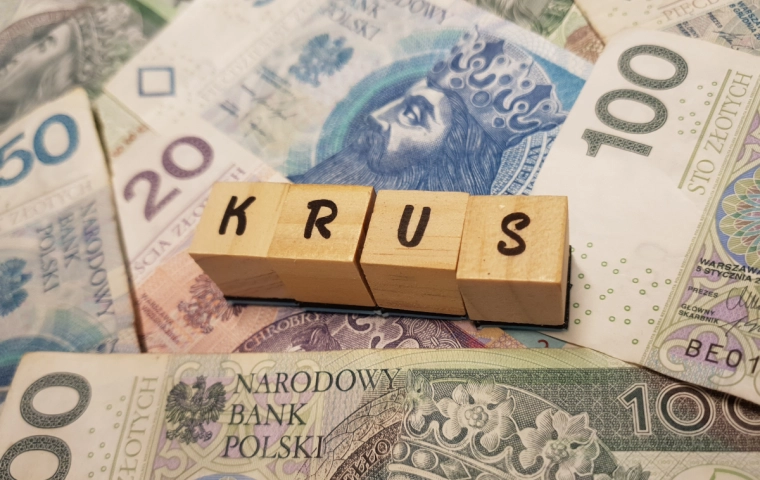 KRUS rusza z wypłatą świadczeń. 2610 złotych dodatku dopełniającego dla rolników
