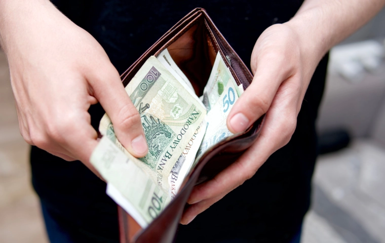 Prawie 4000 złotych rocznie dla seniora. Świadczenie przyznawane automatycznie