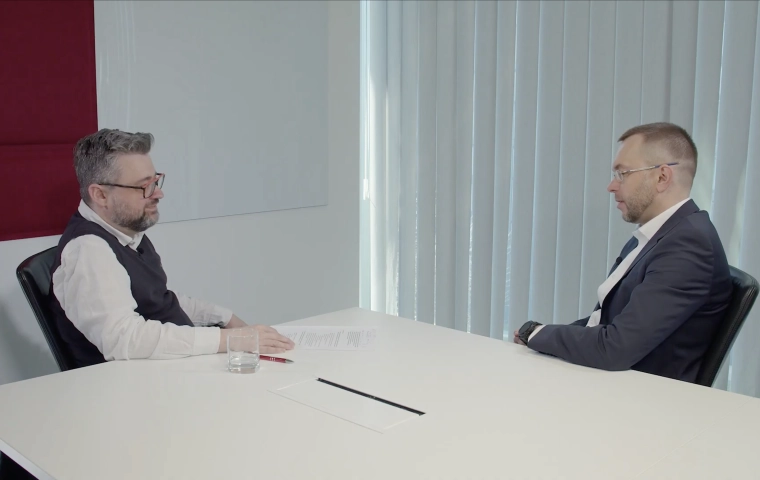 Czy polskie firmy powinny bać się "wojny celnej"? Wywiad z Arturem Stańcem
