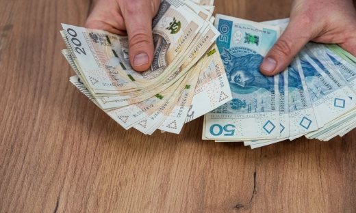 6589 złotych miesięcznie dla seniorów. Nie trzeba być ubezpieczonym w ZUS