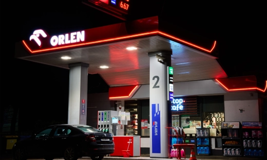 Całkowity zakaz sprzedaży alkoholu na stacjach benzynowych. Ministerstwo rozważa radykalne zmiany
