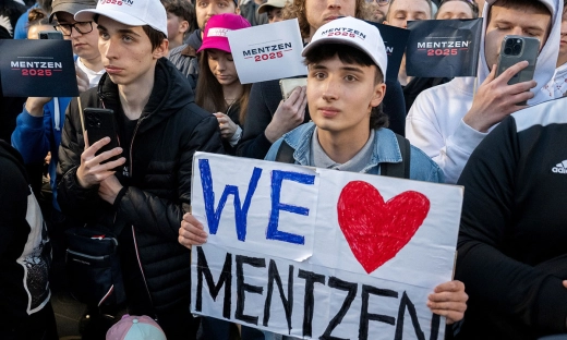 Zadowoleni z życia, rozczarowani państwem. Wywiad z dr. Pawłem Marczewskim