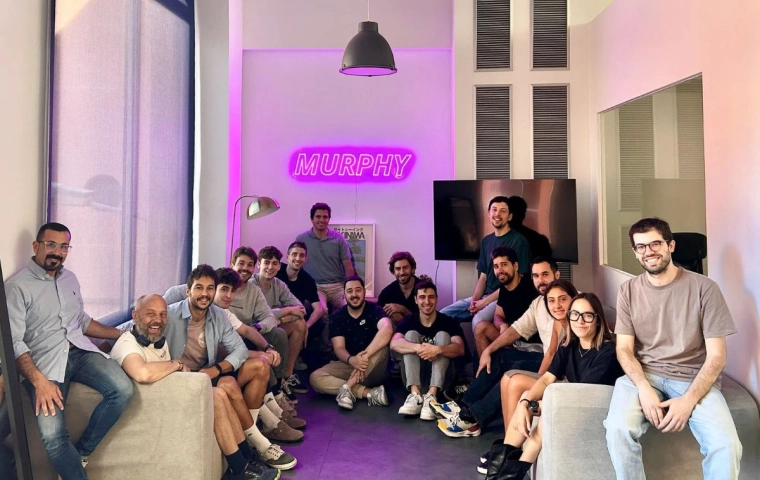 ElevenLabs inwestuje w AI do windykacji. Startup Murphy pozyskał 15 mln dolarów