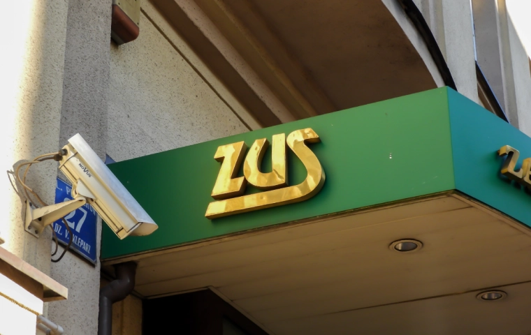 Renta wdowia dobija ZUS? Pracownicy skarżą się na nadmiar pracy i piszą do premiera