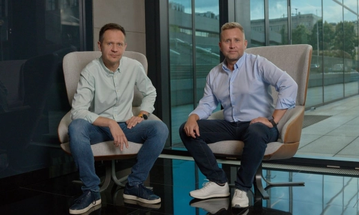 "Myśleliśmy, że będziemy tylko liczyć dolary". Twórcy "Ubera dla pielęgniarek" o realiach biznesu w USA