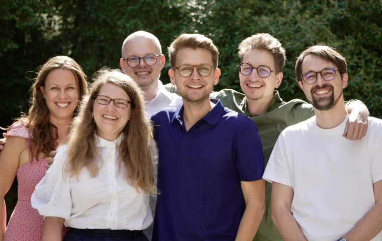 Startup HearMe łączy się z czeskim Hedepy. Platforma zaoferuje 1000 specjalistów od zdrowia psychicznego